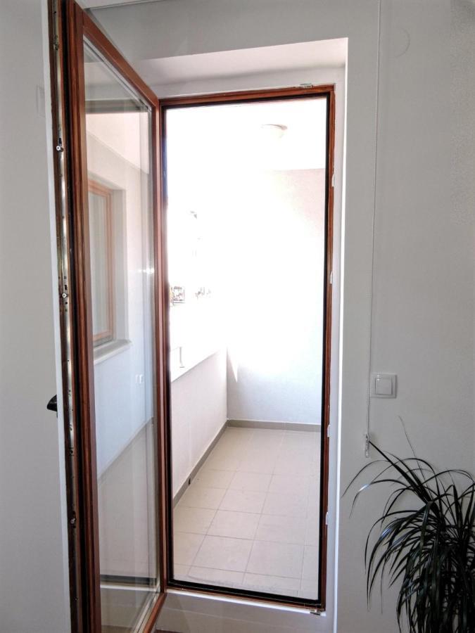 Apartman Lux S&v 1 Lukavica Istocno Hilandarska Centar *